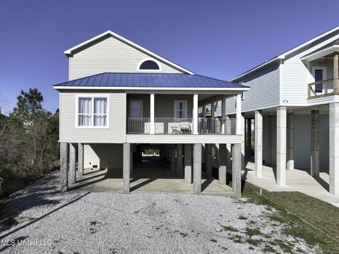 Homes For Sale - 11025 Clleeves Street<br/> Hancock County, Bay Saint Louis, MS 39520