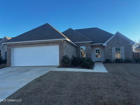 Homes For Sale - 405 Butternut Drive<br/> Canton, MS 39046
