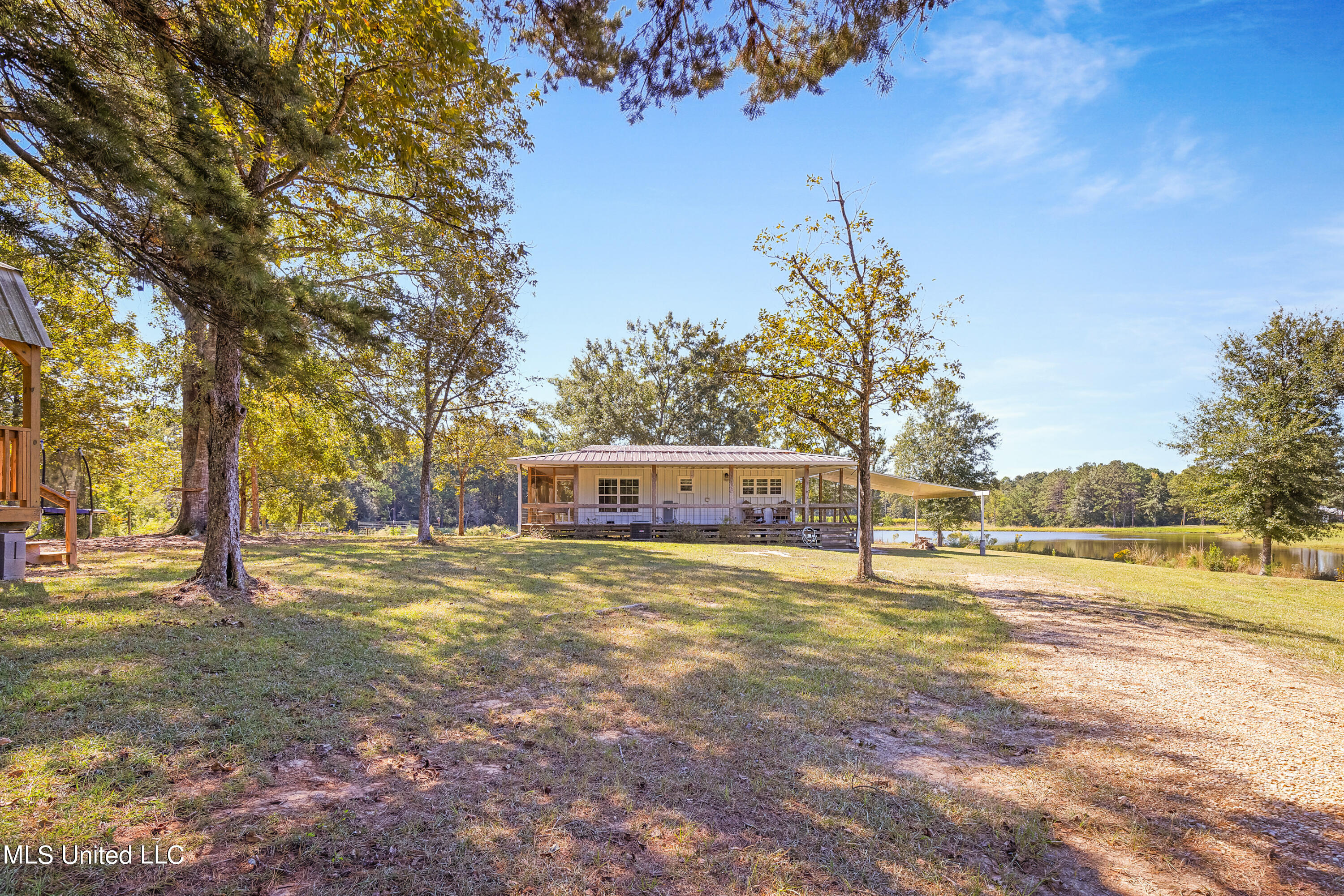 67 Los Nogales Boulevard, Poplarville, Mississippi image 1