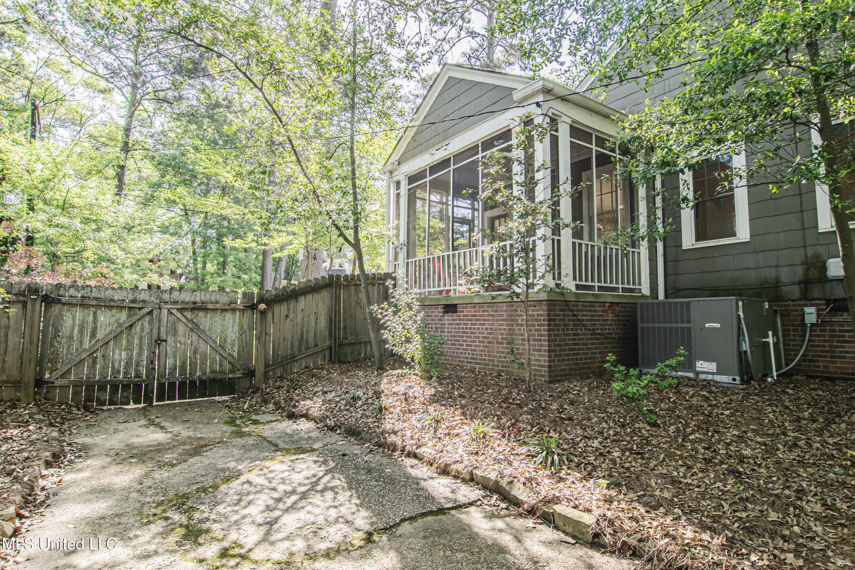 3619 Kings Highway, Jackson, Mississippi image 42