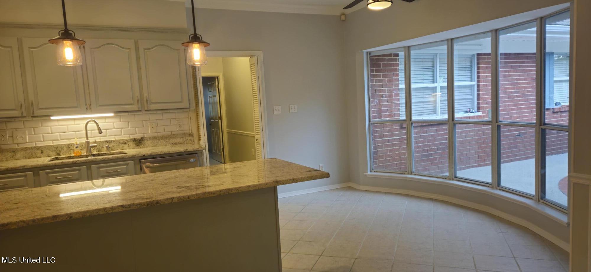 6479 Kalipekona Way, Diamondhead, Mississippi image 37