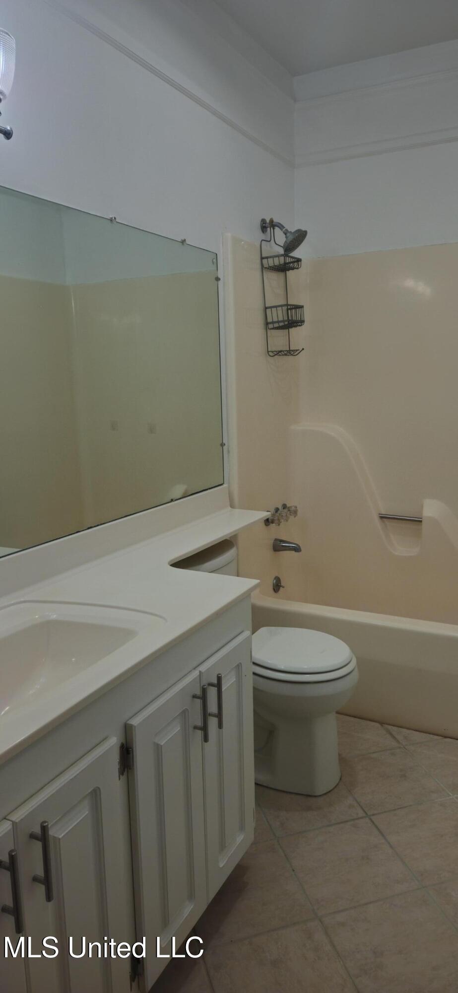 6479 Kalipekona Way, Diamondhead, Mississippi image 31