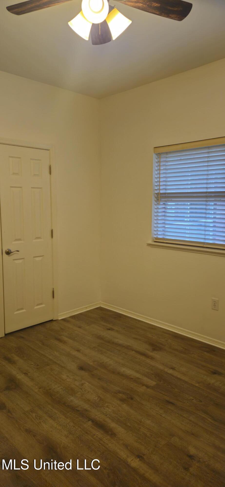 6479 Kalipekona Way, Diamondhead, Mississippi image 23