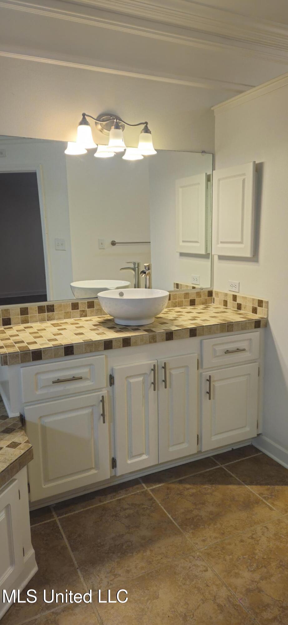 6479 Kalipekona Way, Diamondhead, Mississippi image 21