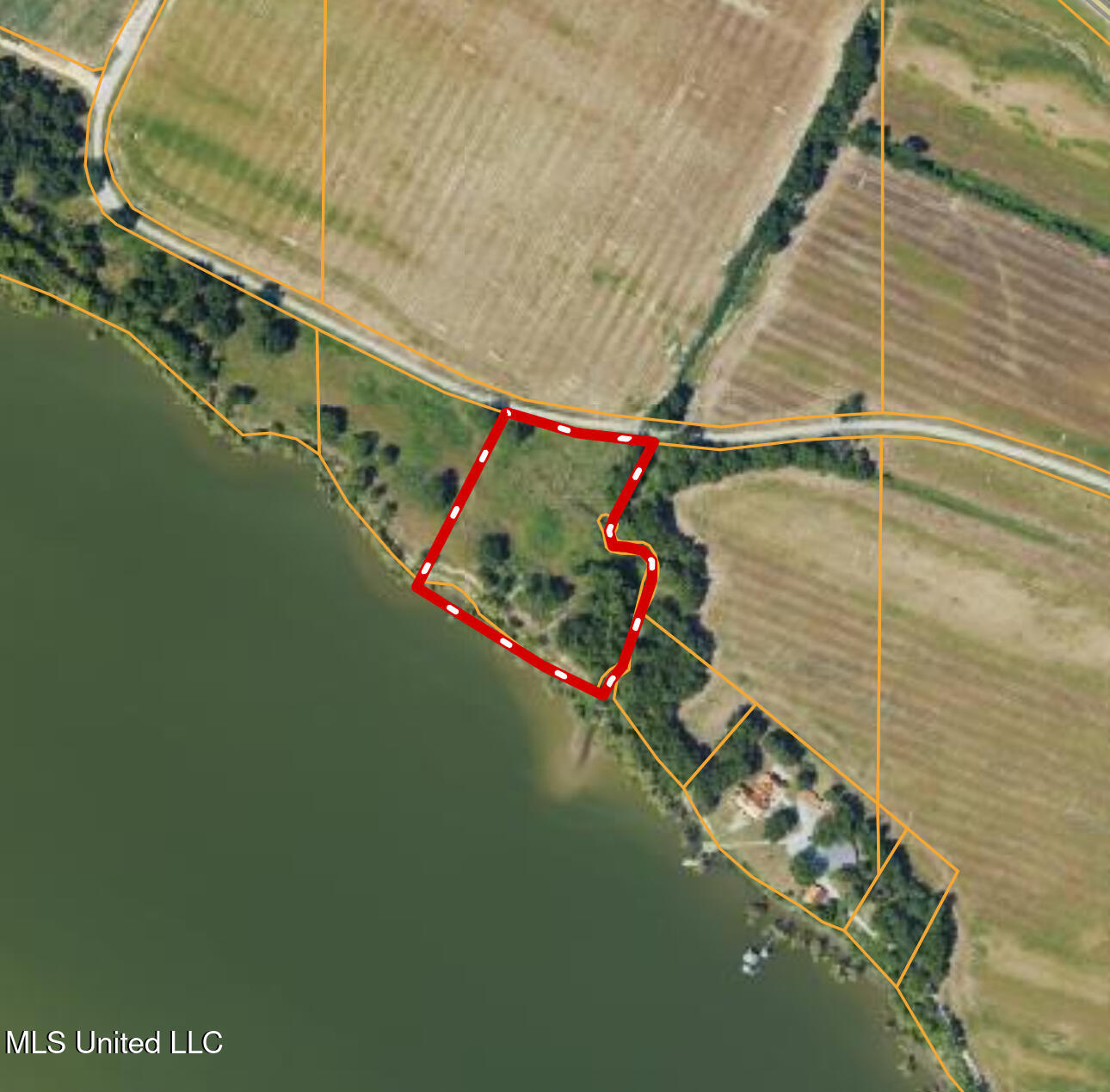 Roland Jones Road Road, Dundee, Mississippi image 11
