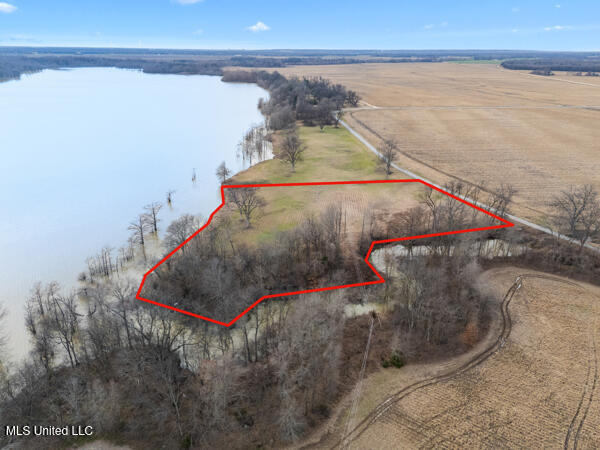 Roland Jones Road Road, Dundee, Mississippi image 3