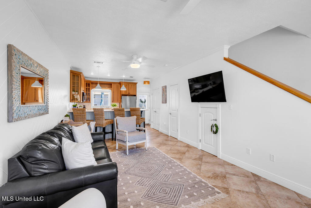 548 W Beach Boulevard W Blvd #117, Long Beach, Mississippi image 28