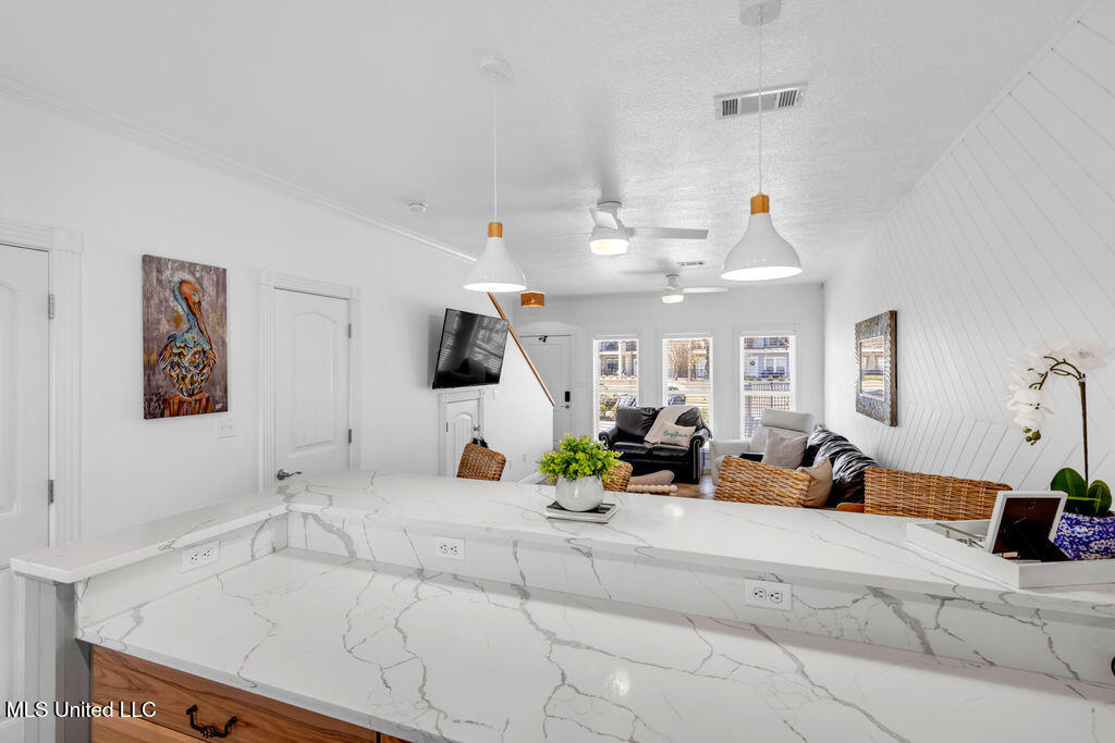 548 W Beach Boulevard W Blvd #117, Long Beach, Mississippi image 33