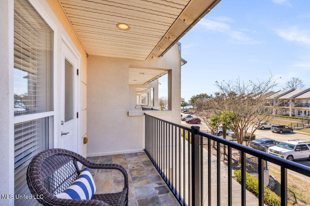 548 W Beach Boulevard W Blvd #117, Long Beach, Mississippi image 16