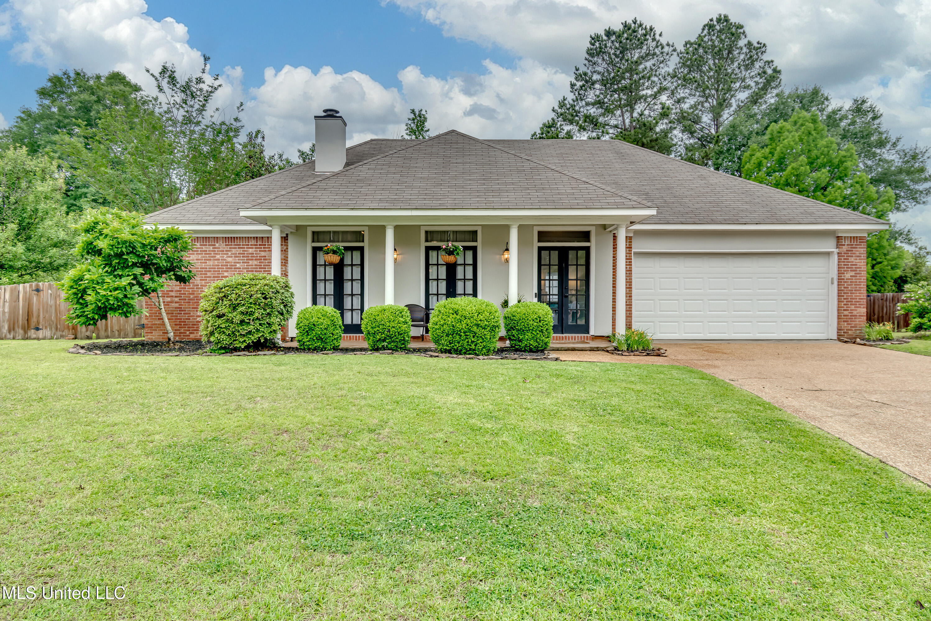 103 Middle Field Drive, Canton, Mississippi image 1