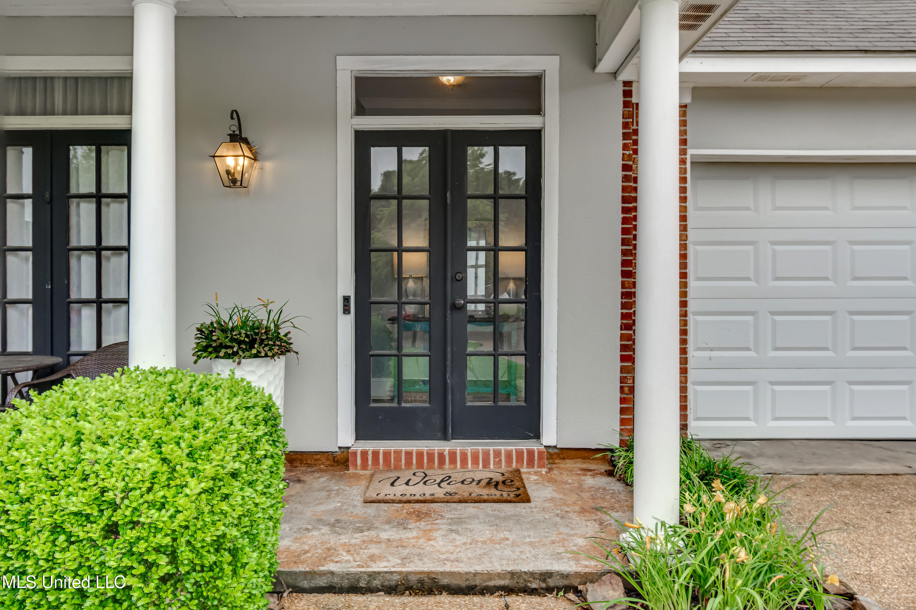 103 Middle Field Drive, Canton, Mississippi image 2