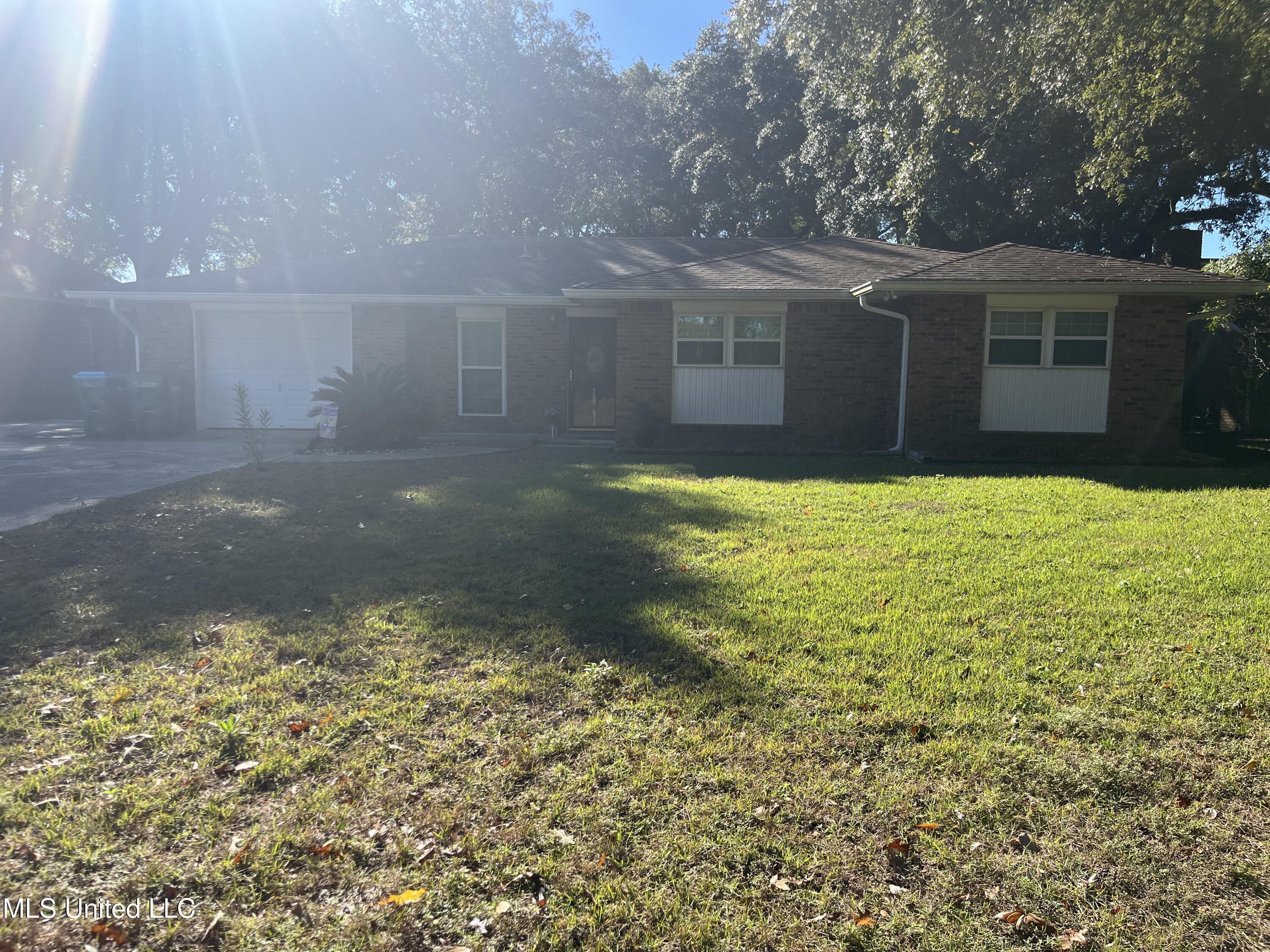 2424 Cotton Drive, Gulfport, Mississippi image 1