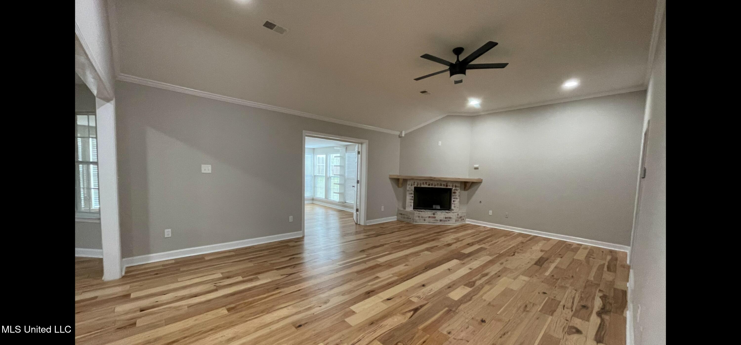 9004 Lakeside Cove Cove, Olive Branch, Mississippi image 20