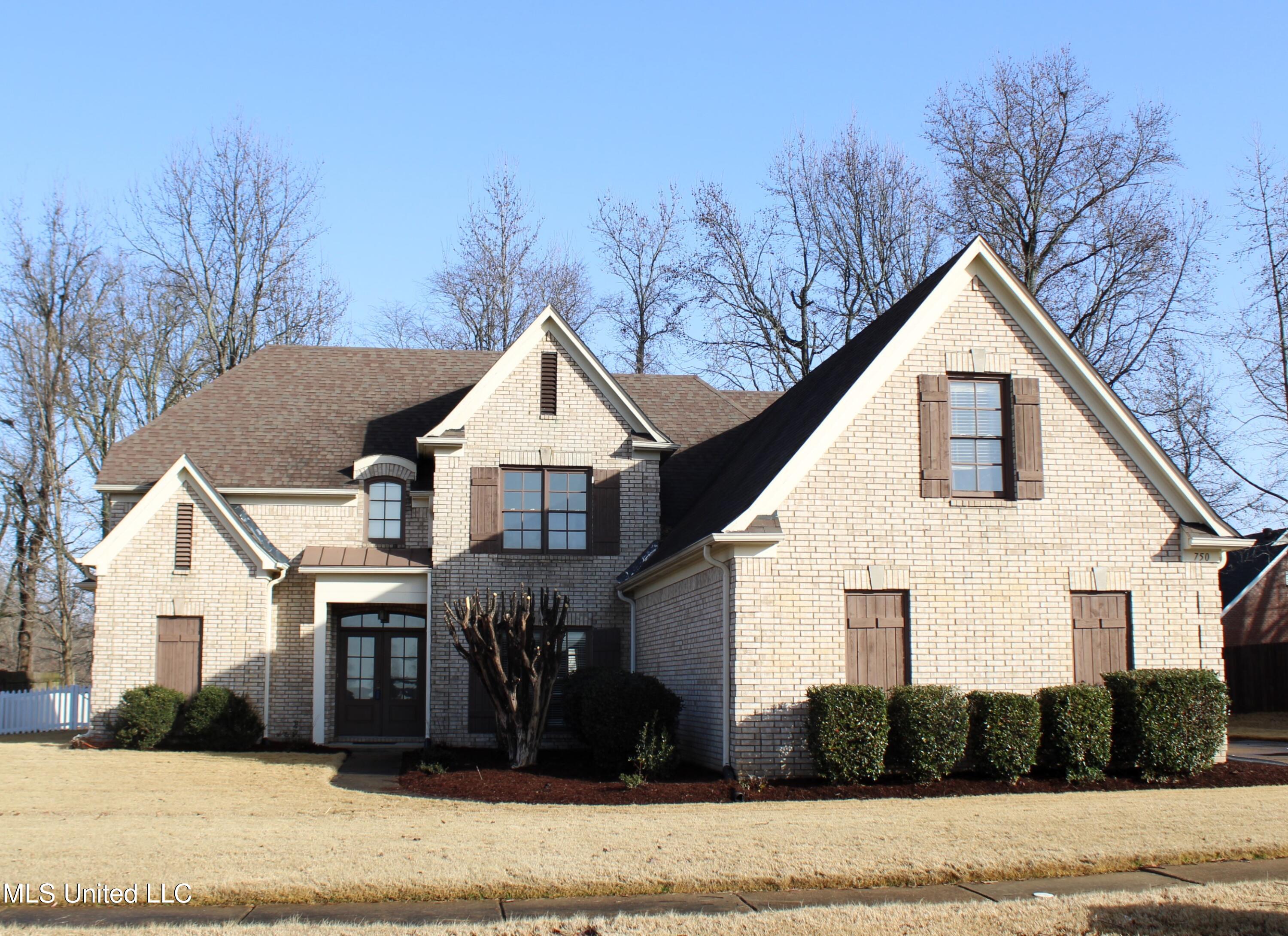 750 Bouldercrest Drive, Southaven, Mississippi image 1