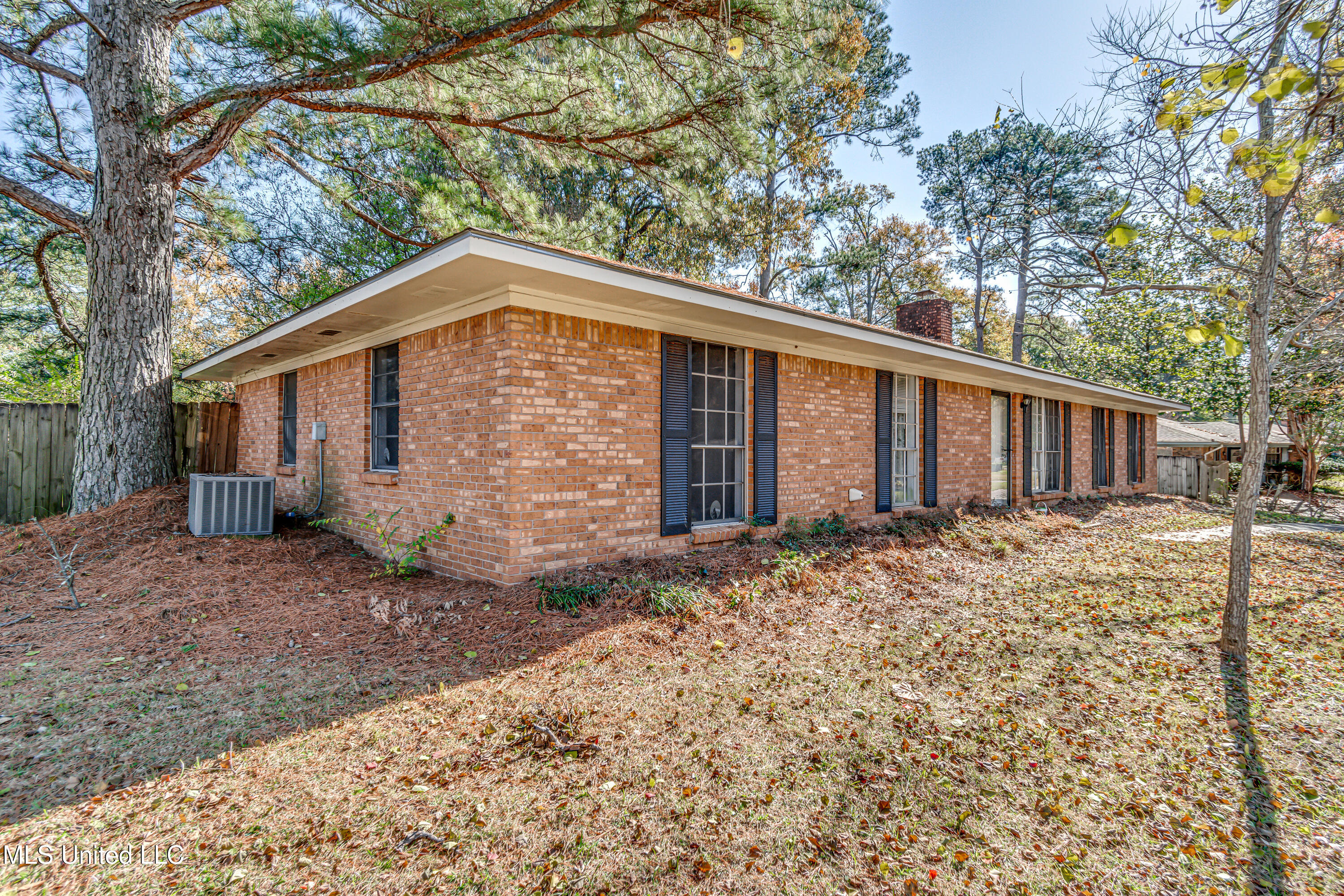 460 Robert Michael Drive Dr, Pearl, Mississippi image 2