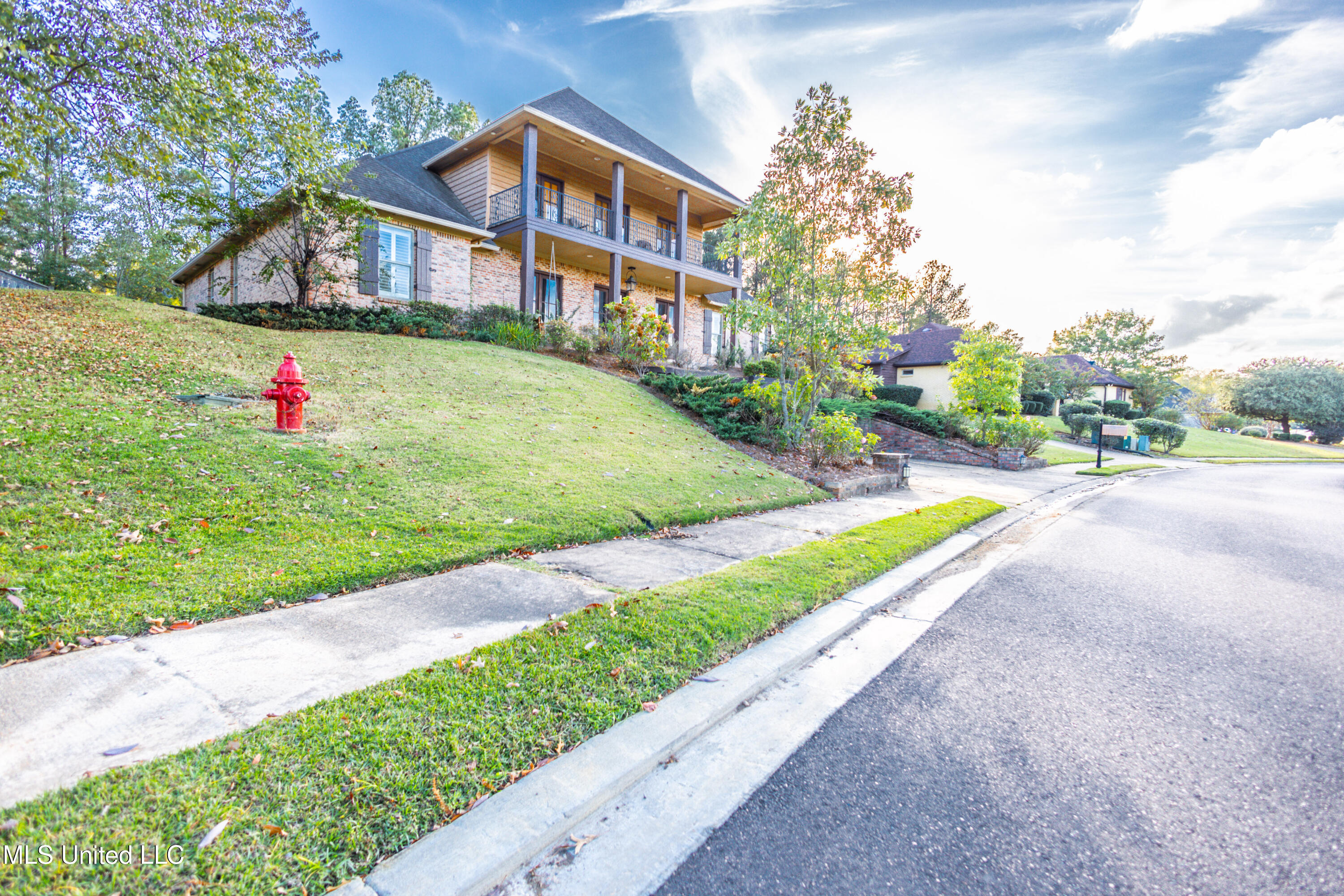 225 Lake Circle, Madison, Mississippi image 6