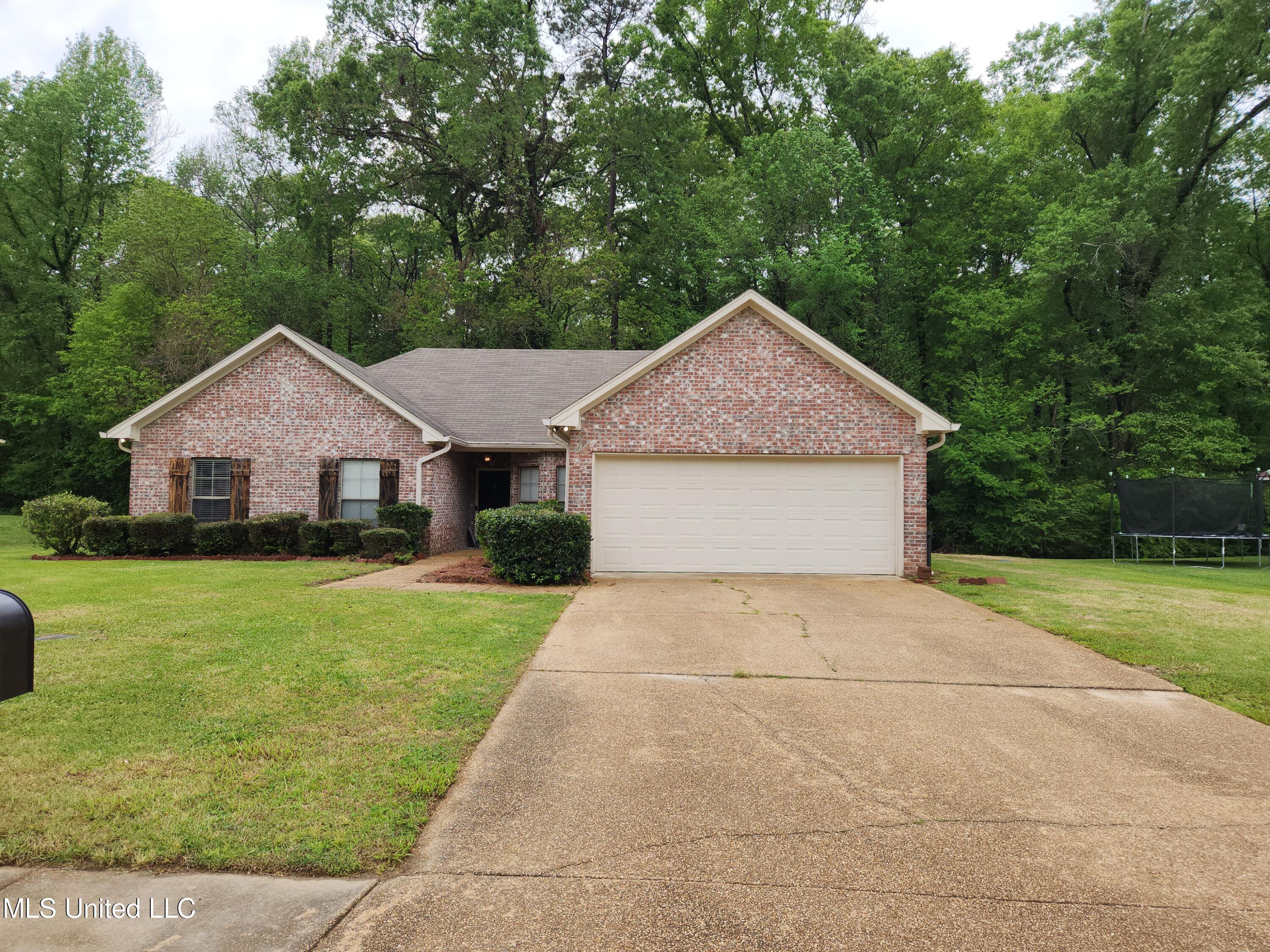 115 Copper Lane, Richland, Mississippi image 1