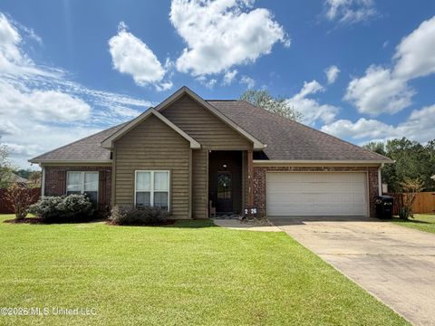Homes For Sale - 401 Roxbury Place<br/> Rankin County, Florence, MS 39073