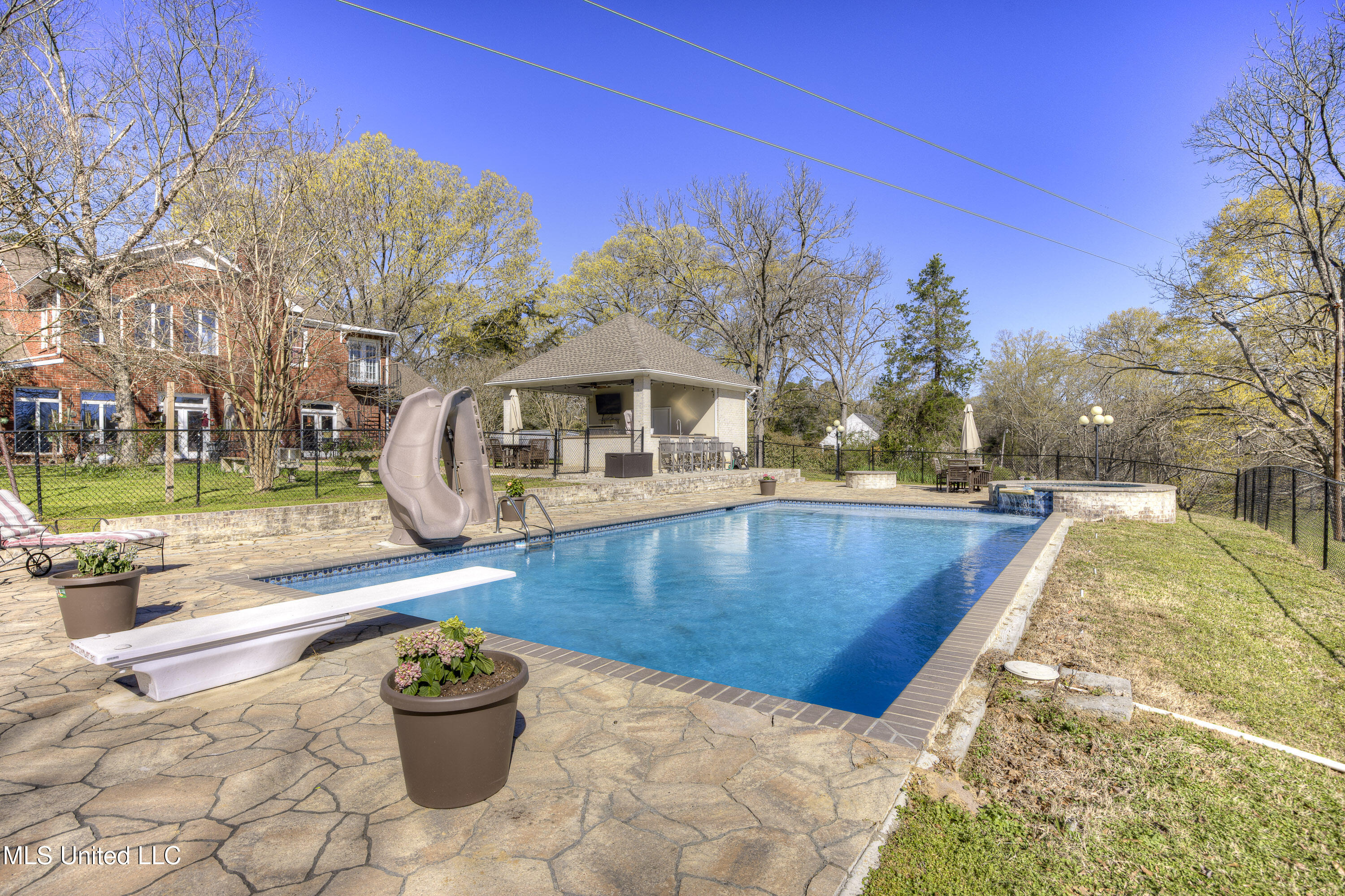 203 Henry Road, Vicksburg, Mississippi image 5