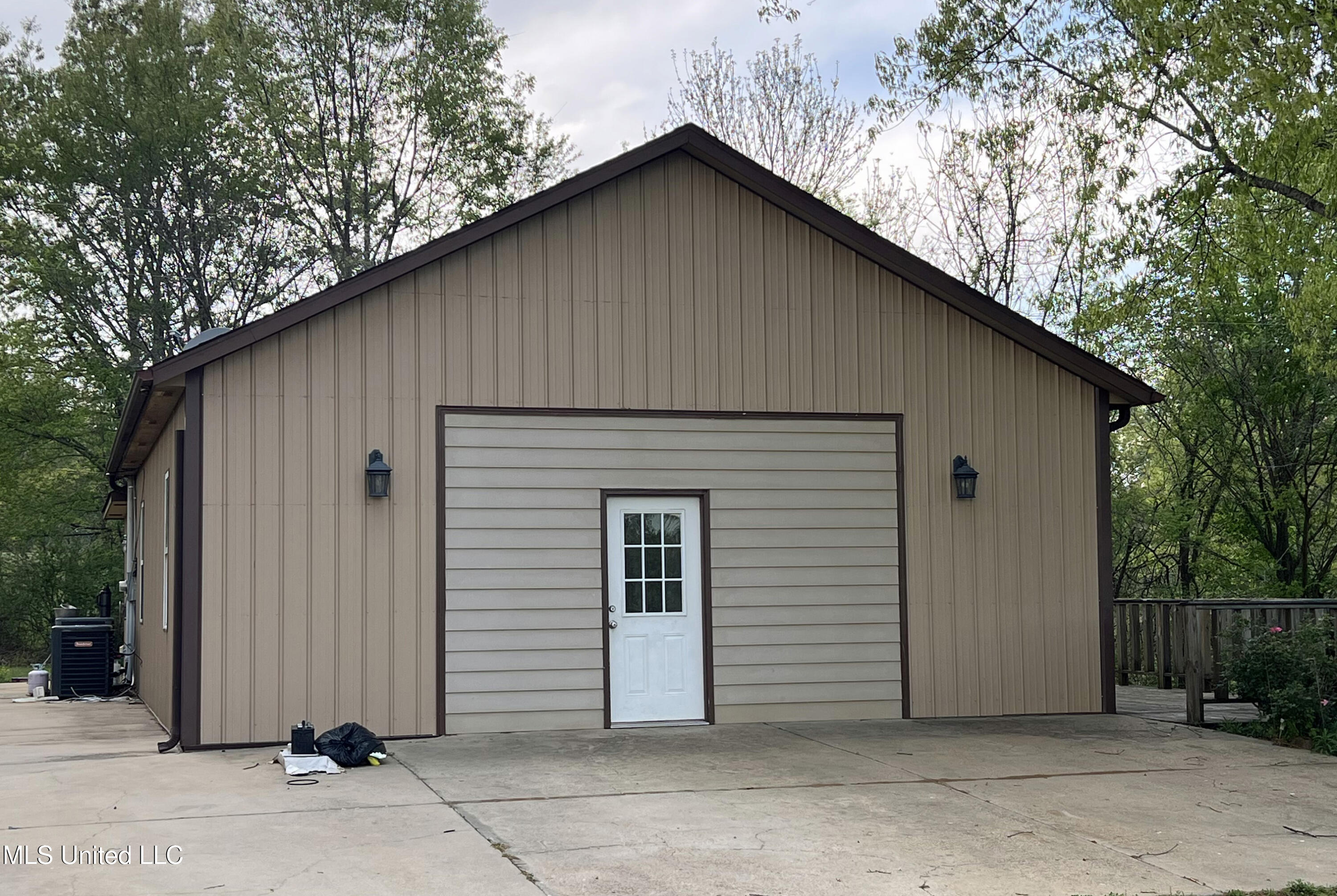 3740 Ms-301, Hernando, Mississippi image 32