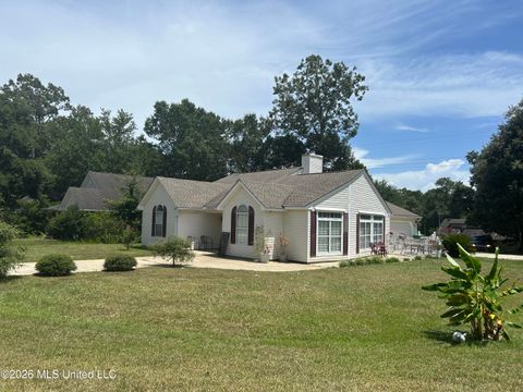 Homes For Sale - 980 Hamakua Street<br/> Hancock County, Diamondhead, MS 39525