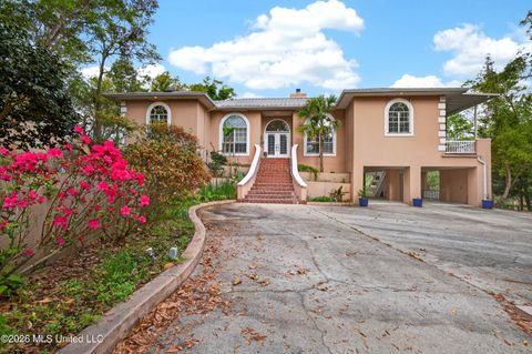 Homes For Sale - 10418 Malahini Place<br/> Hancock County, Diamondhead, MS 39525