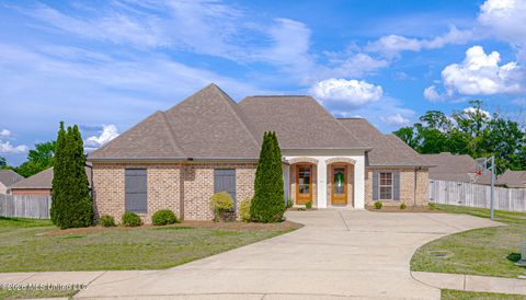 Homes For Sale - 308 Logan Court<br/> Canton, MS 39046