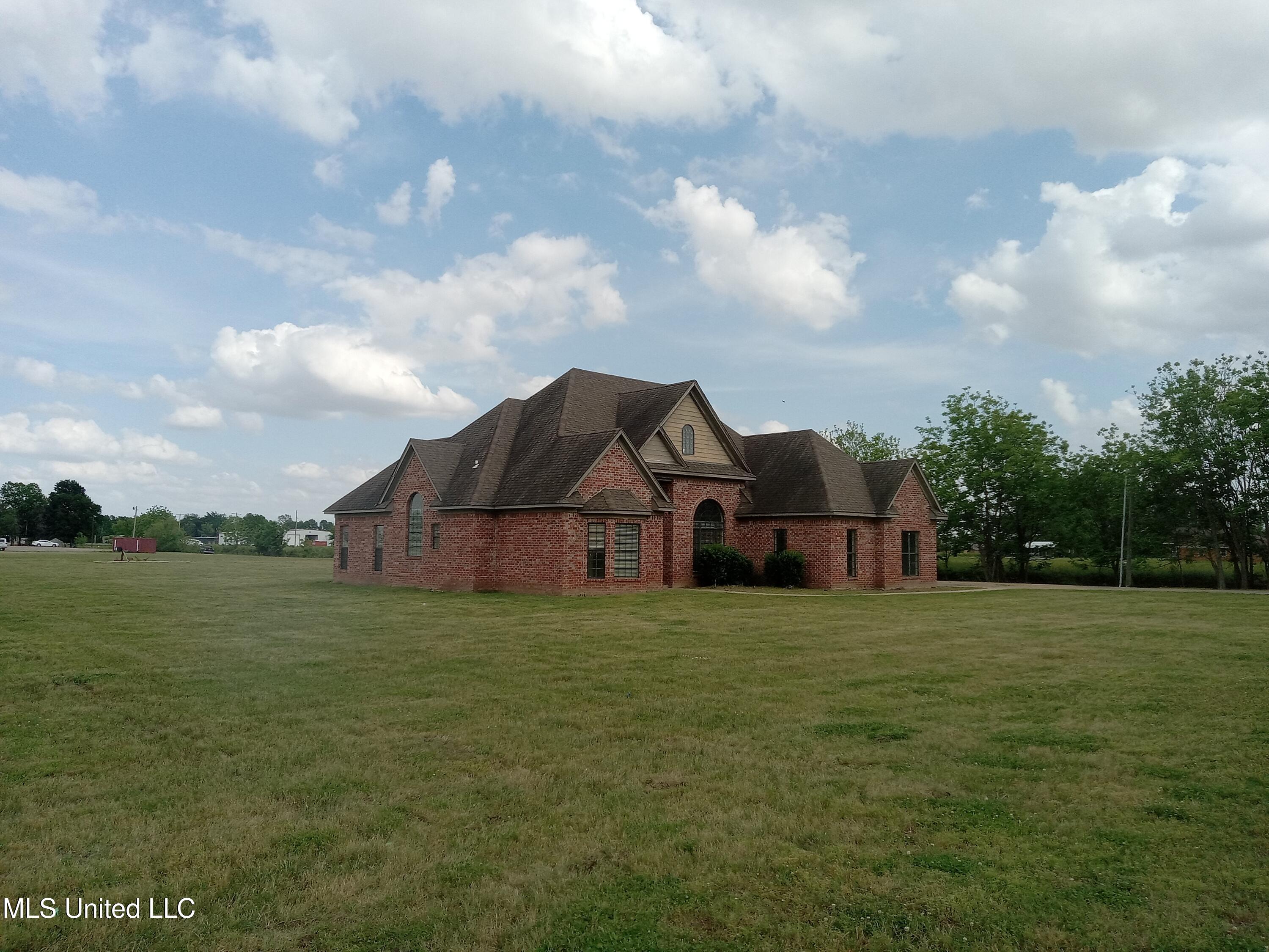 38 3rd Street, Cleveland, Mississippi image 8