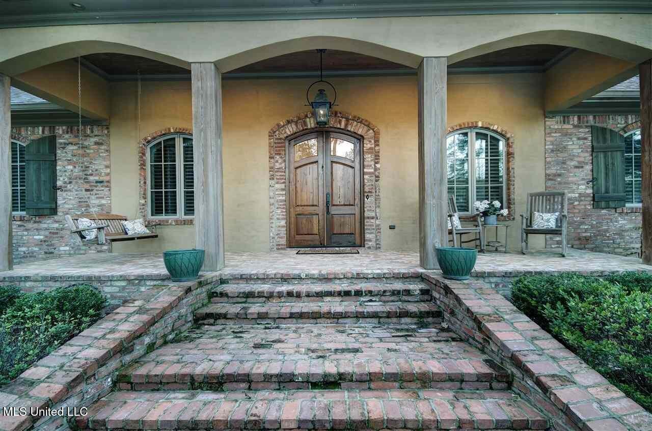 512 Durrango Drive, Brandon, Mississippi image 3