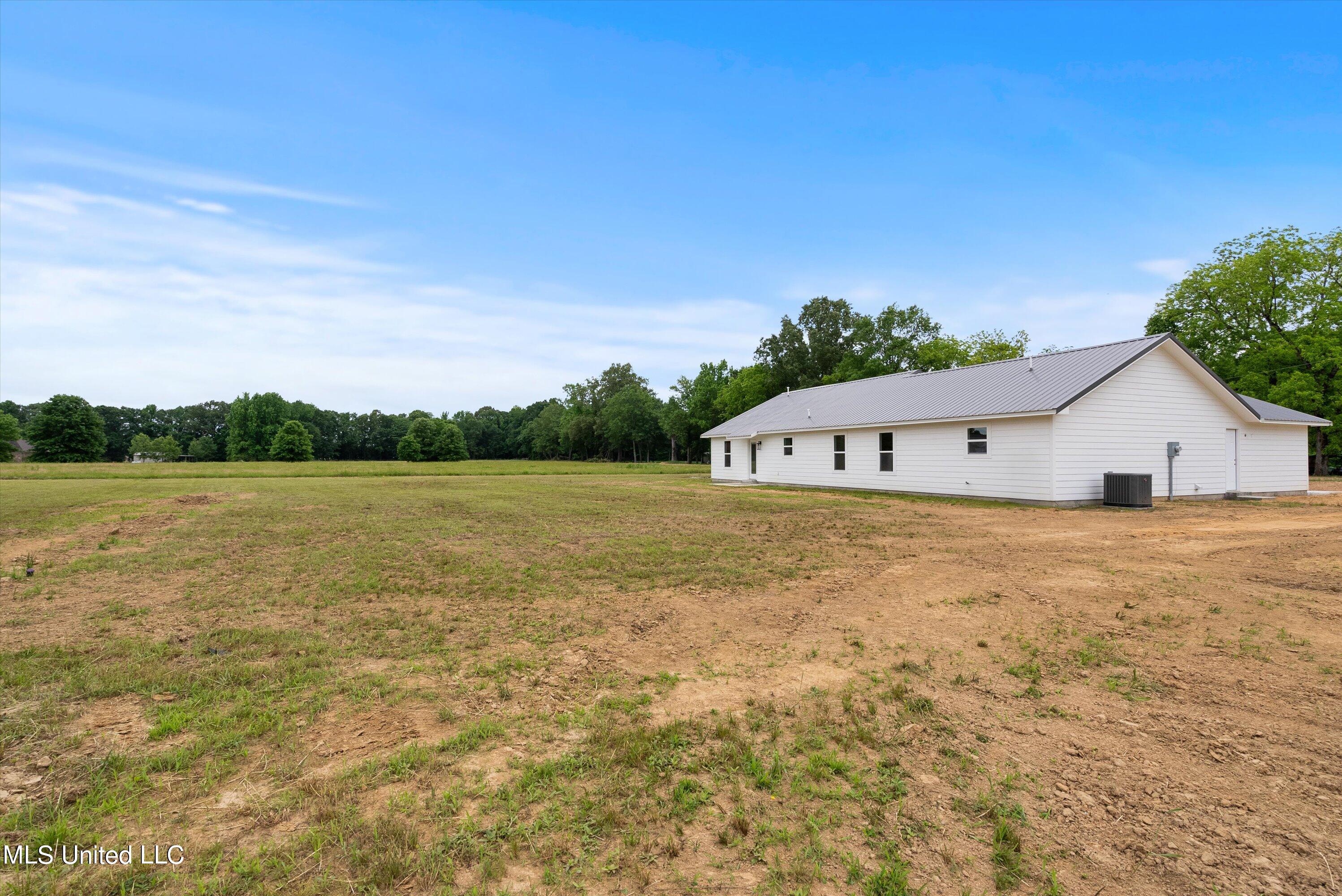 357 Parker Road, Pope, Mississippi image 28