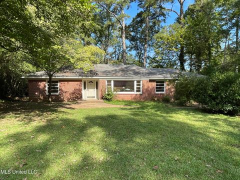 Homes For Sale - 108 Highland Drive<br/> Kosciusko, MS 39090