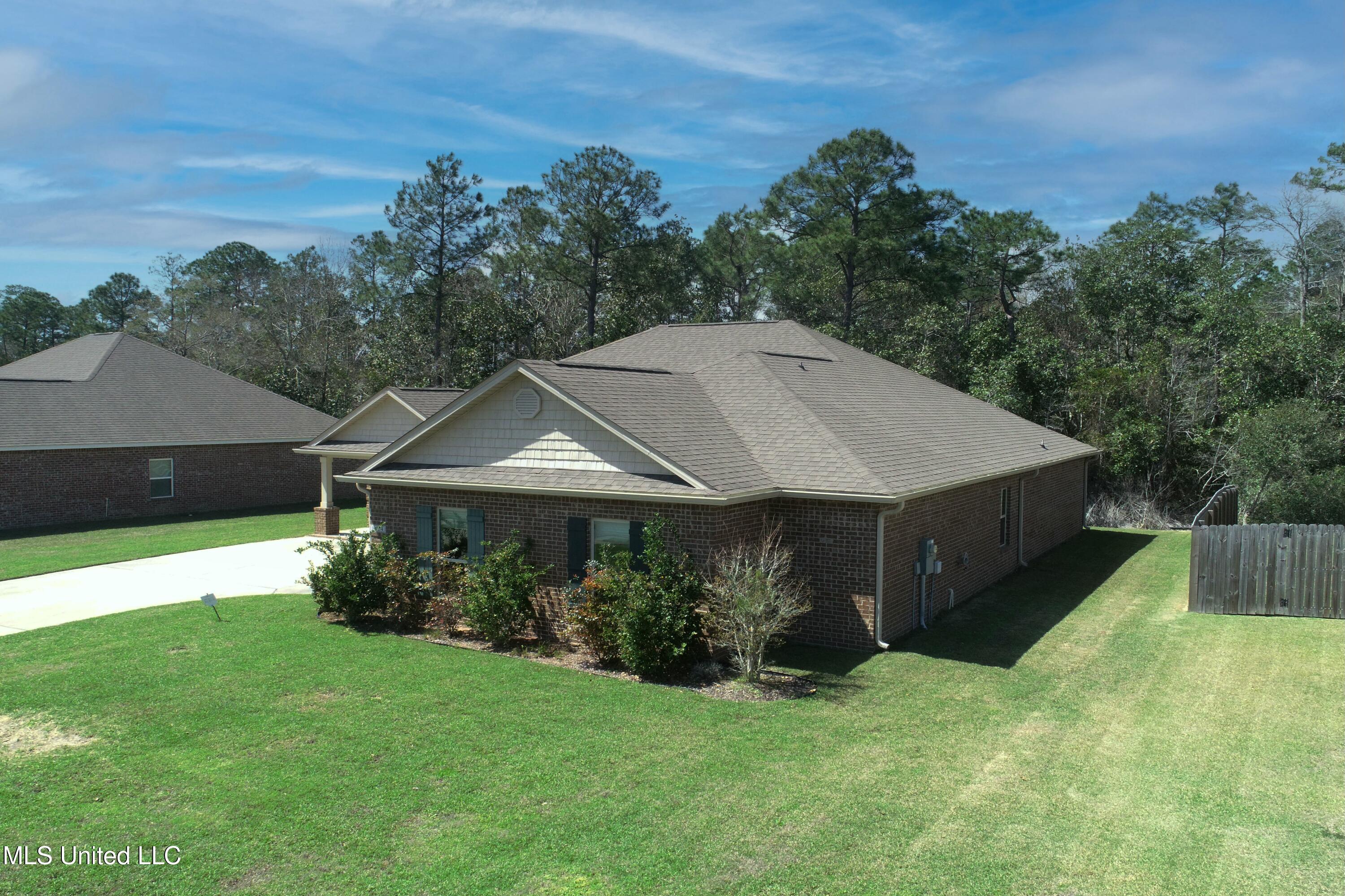 8524 Poplar Trail, Biloxi, Mississippi image 4