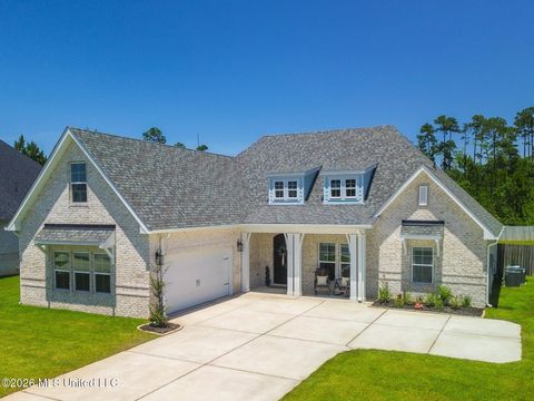 Homes For Sale - 6812 Enclave Lane<br/> Ocean Springs, MS 39564