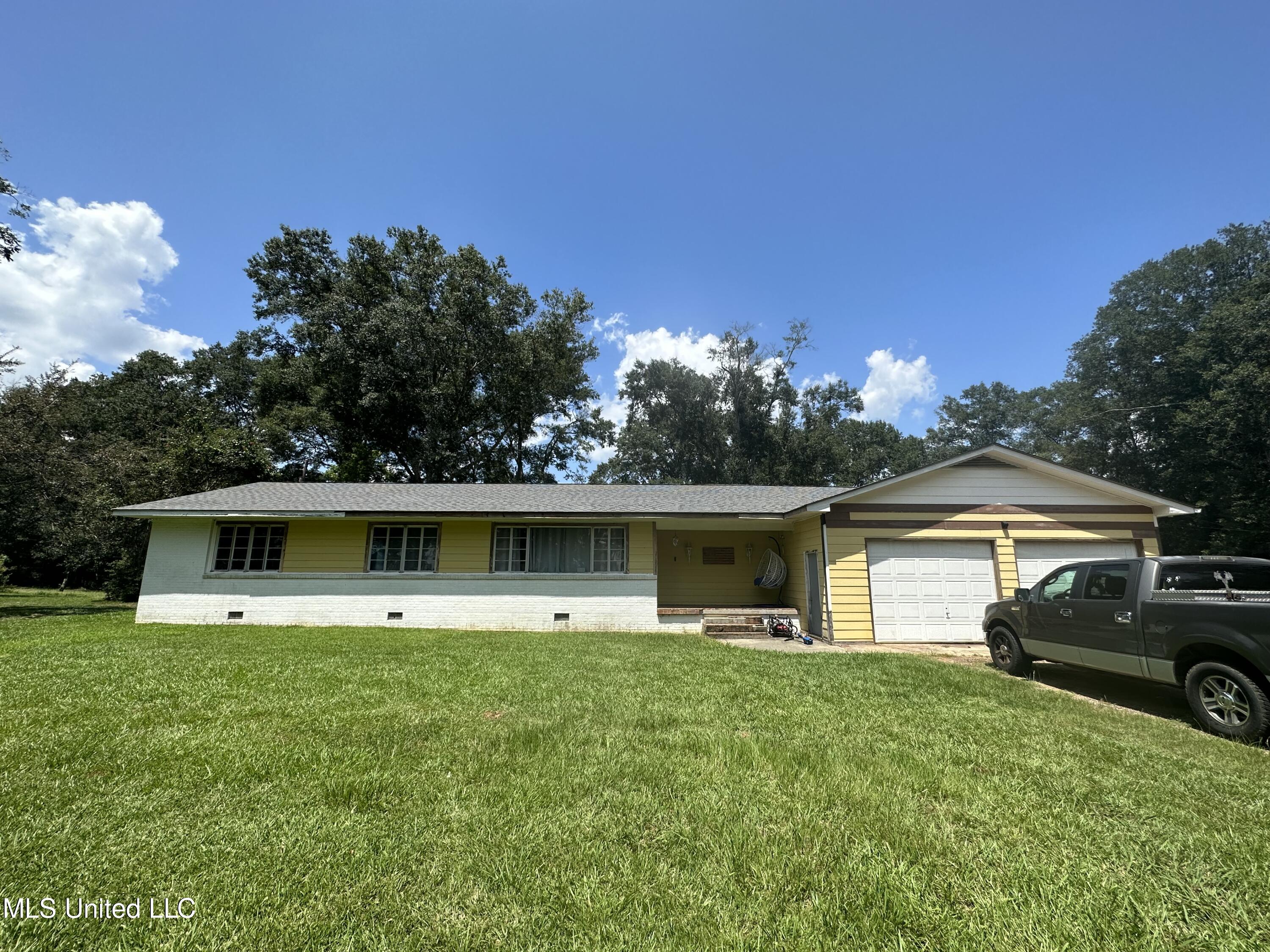 301 Jaynesville Road, Mount Olive, Mississippi image 2