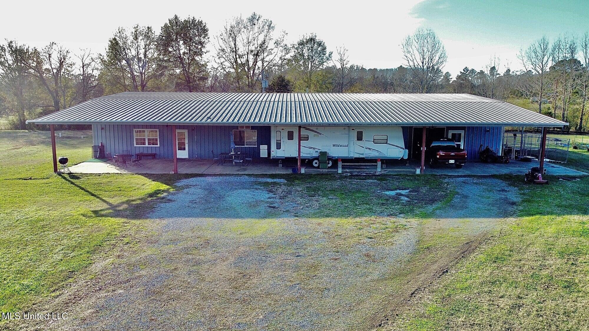 3632 Tank Road, Terry, Mississippi image 6