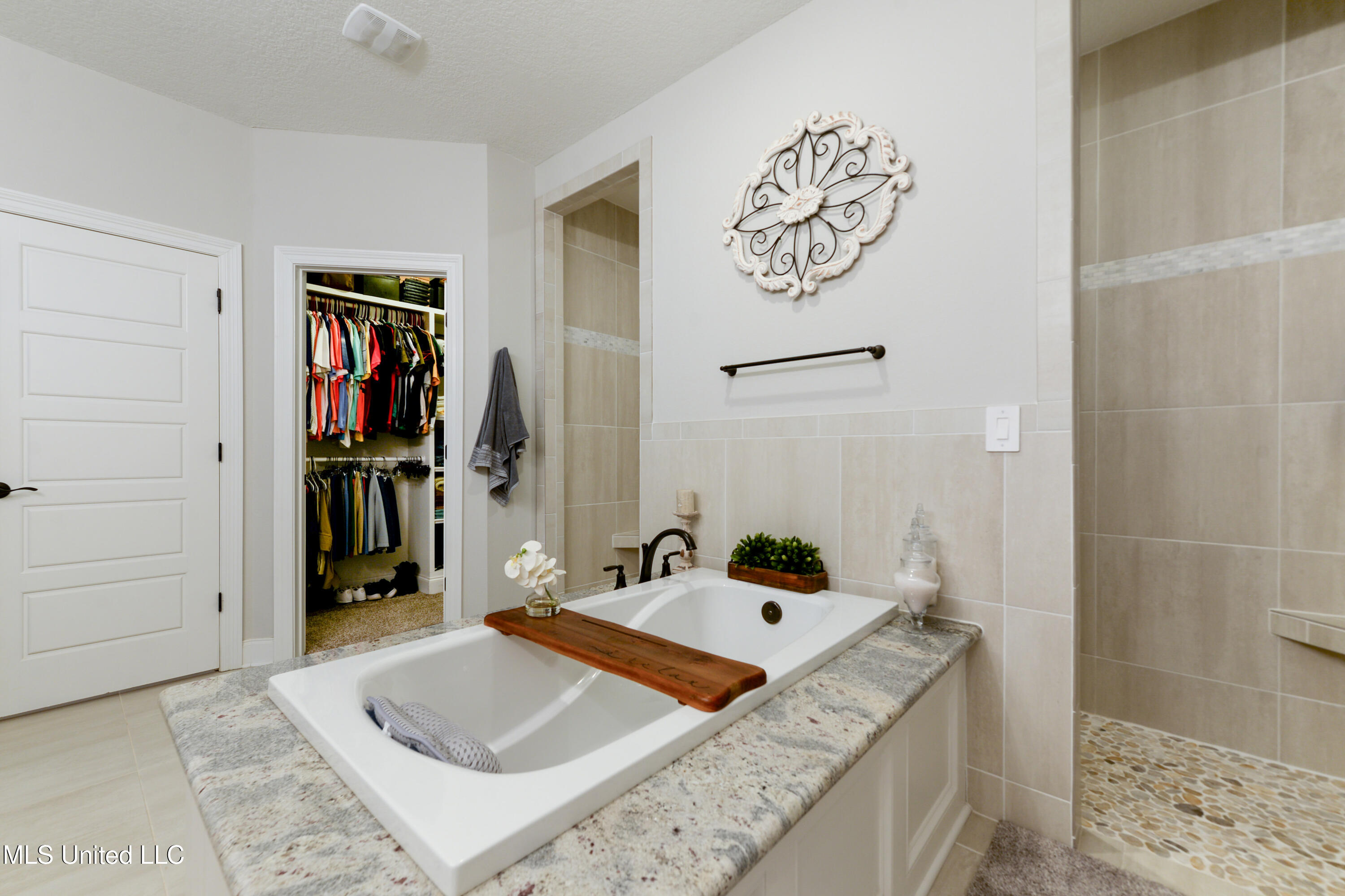 85015 Diamondhead Lakes Boulevard, Diamondhead, Mississippi image 13