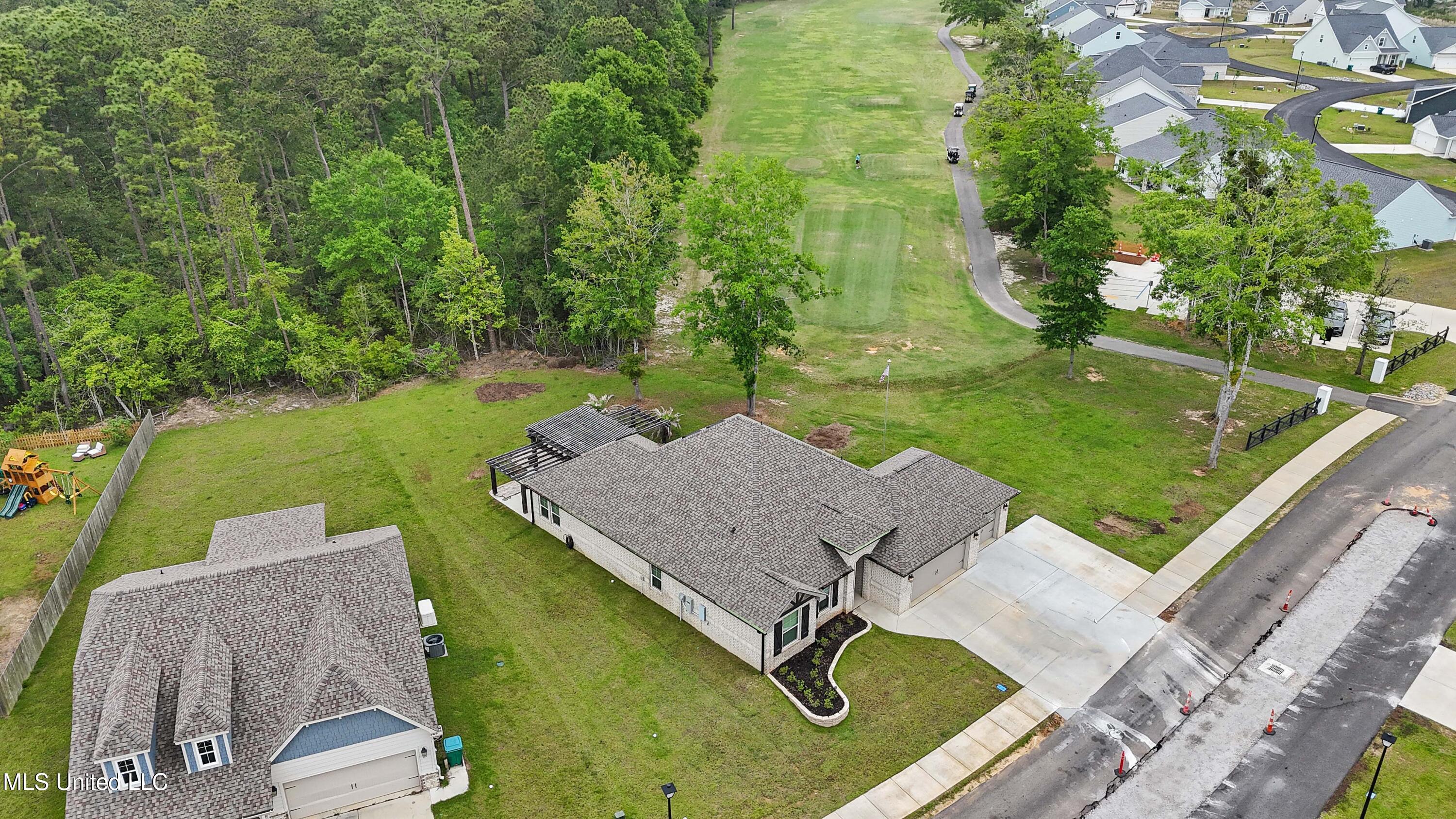 85015 Diamondhead Lakes Boulevard, Diamondhead, Mississippi image 28