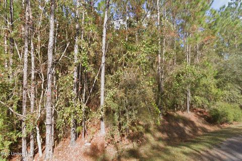Vacant Land For Sale - Cedar Drive<br/> Bay Saint Louis, MS 39520
