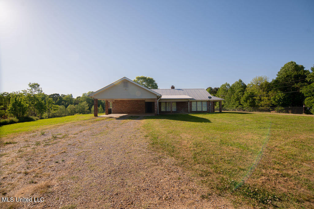 290 Abigail Lane, Bentonia, Mississippi image 4