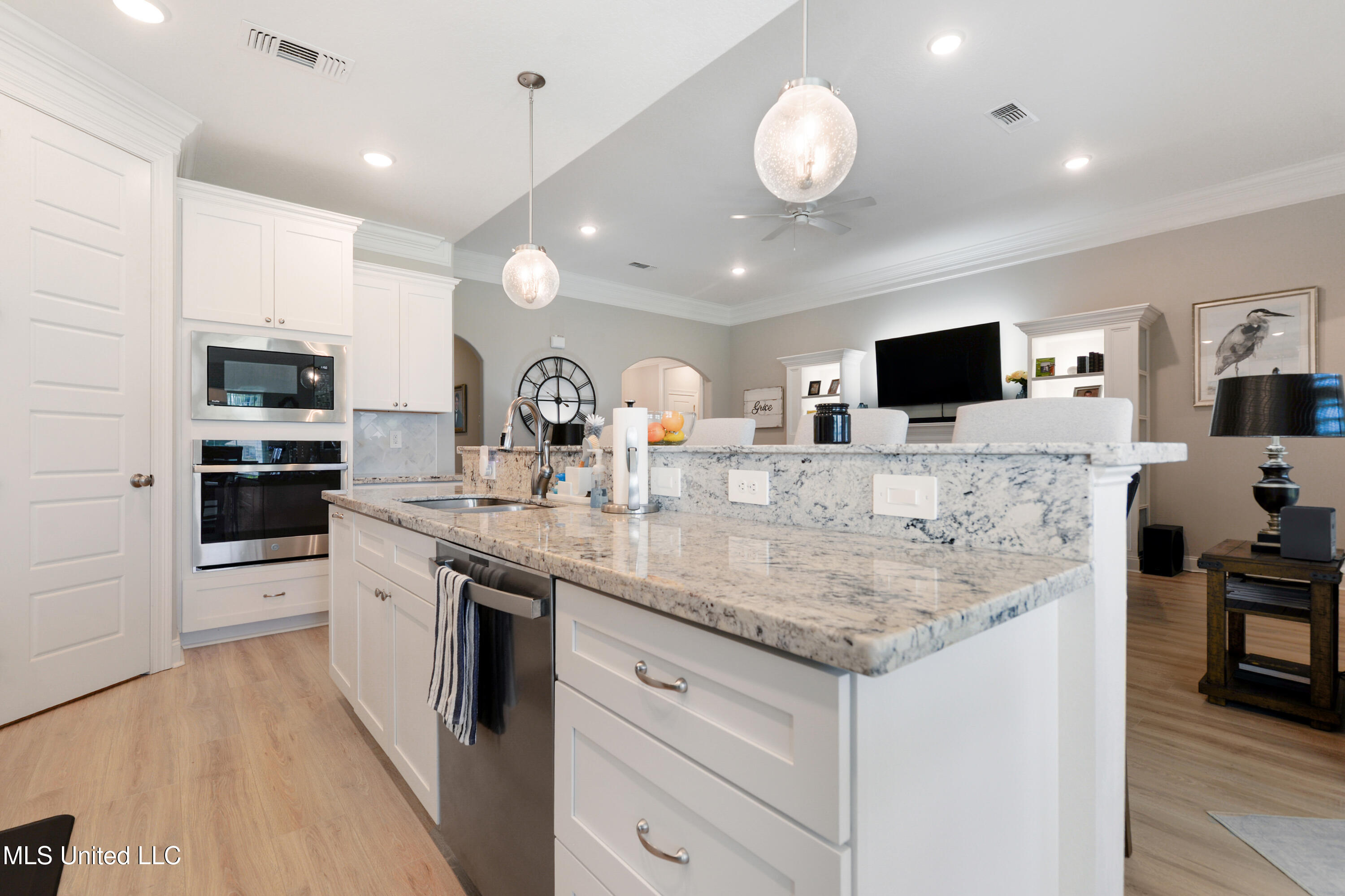16872 W Landon Green Circle, Gulfport, Mississippi image 12