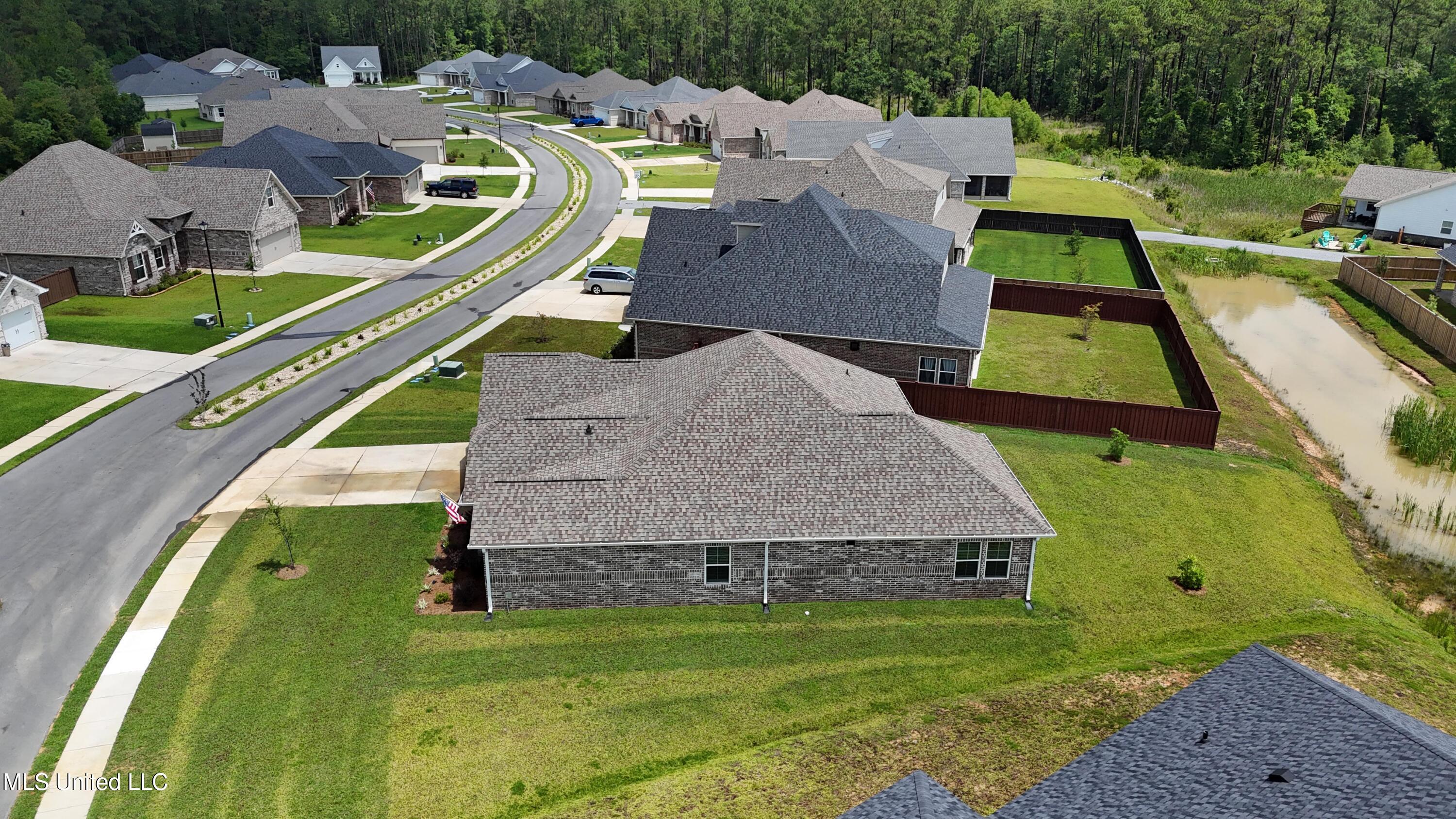 16872 W Landon Green Circle, Gulfport, Mississippi image 37