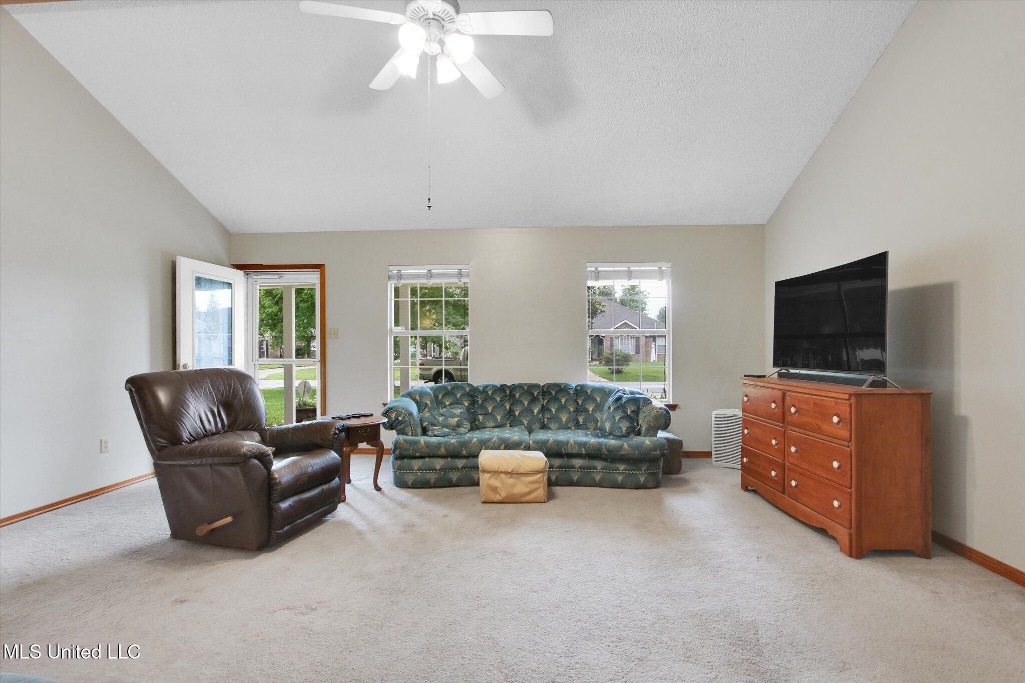 8809 Old Walnut Road, Ocean Springs, Mississippi image 6