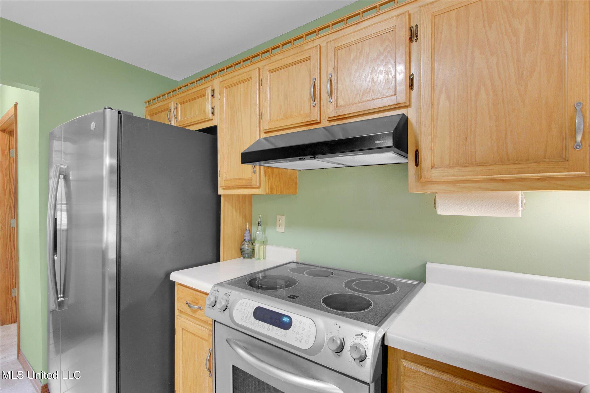 8809 Old Walnut Road, Ocean Springs, Mississippi image 15
