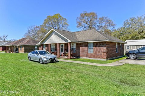 MLS: 4107233