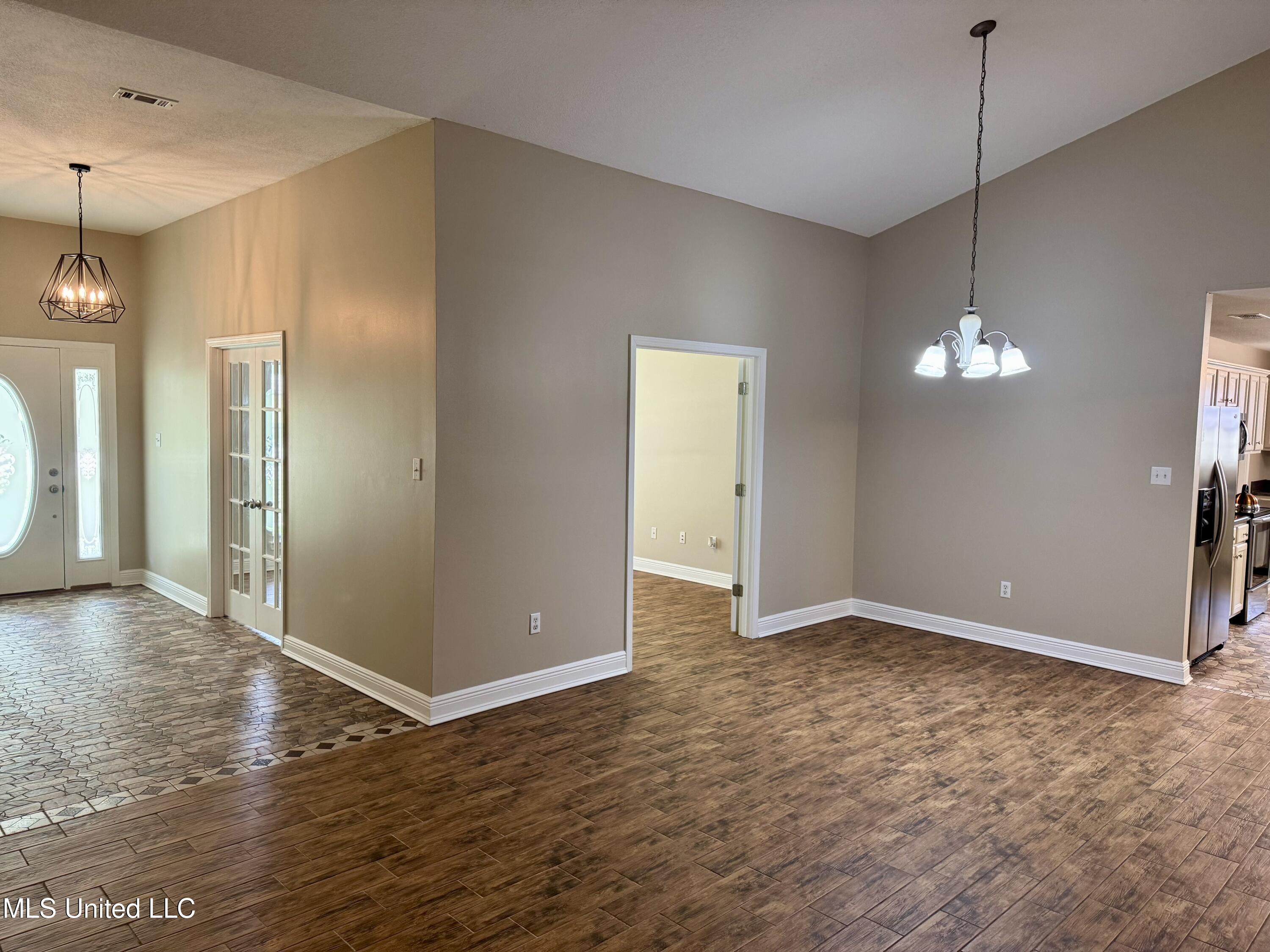 9933 Kahana Street, Diamondhead, Mississippi image 6
