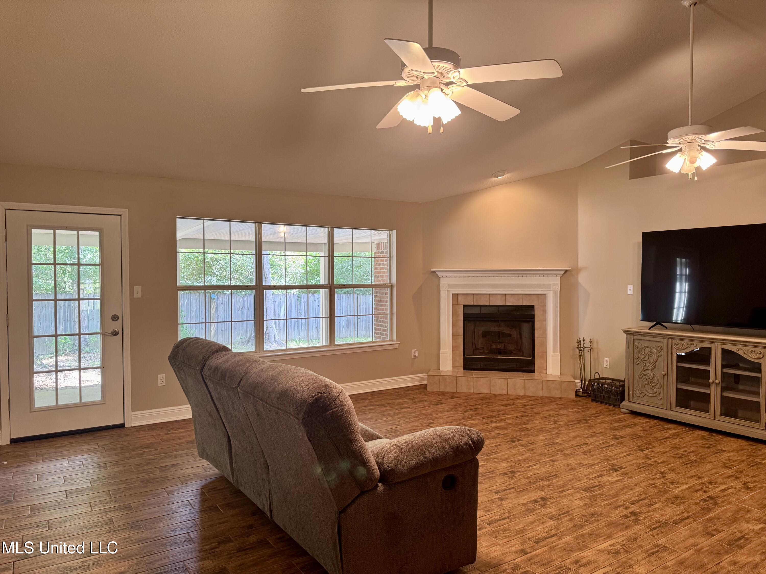 9933 Kahana Street, Diamondhead, Mississippi image 9