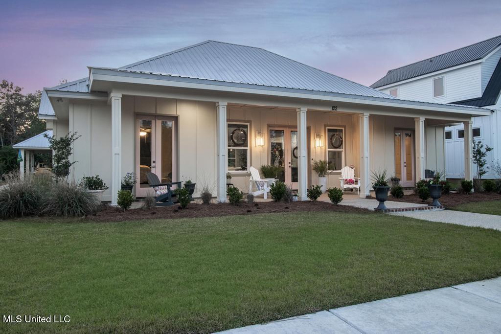 122 Seaside Oaks Drive, Pass Christian, Mississippi image 4