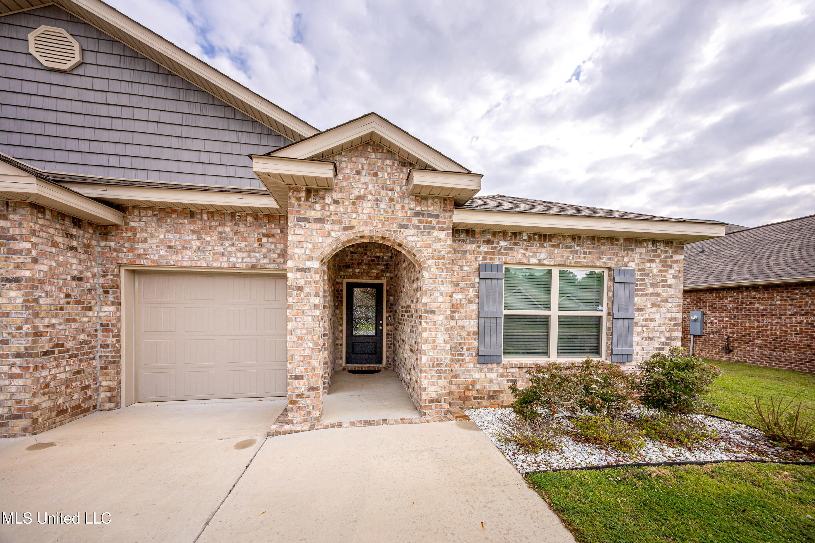 6436 Chickory Way, Ocean Springs, Mississippi image 4