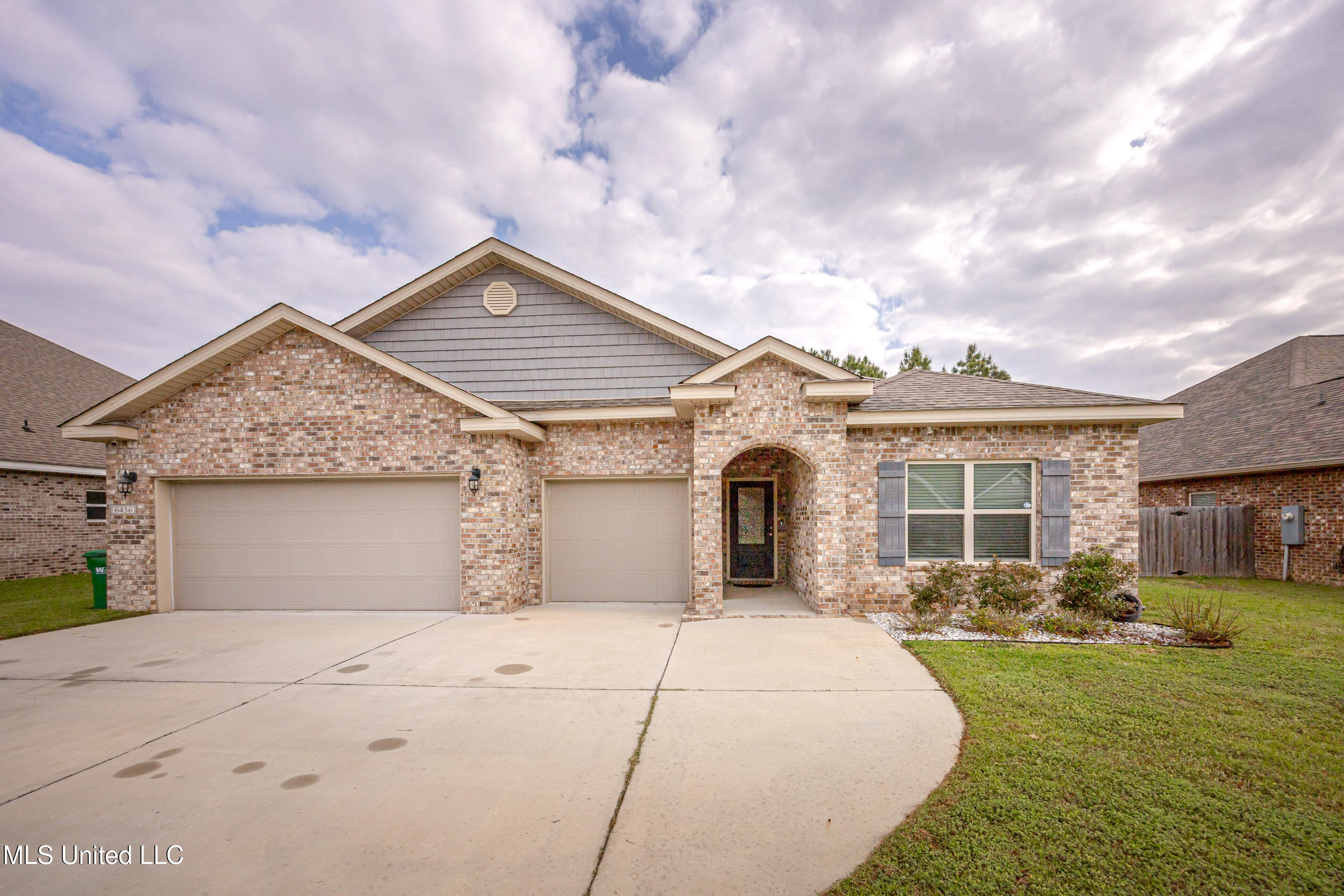 6436 Chickory Way, Ocean Springs, Mississippi image 1