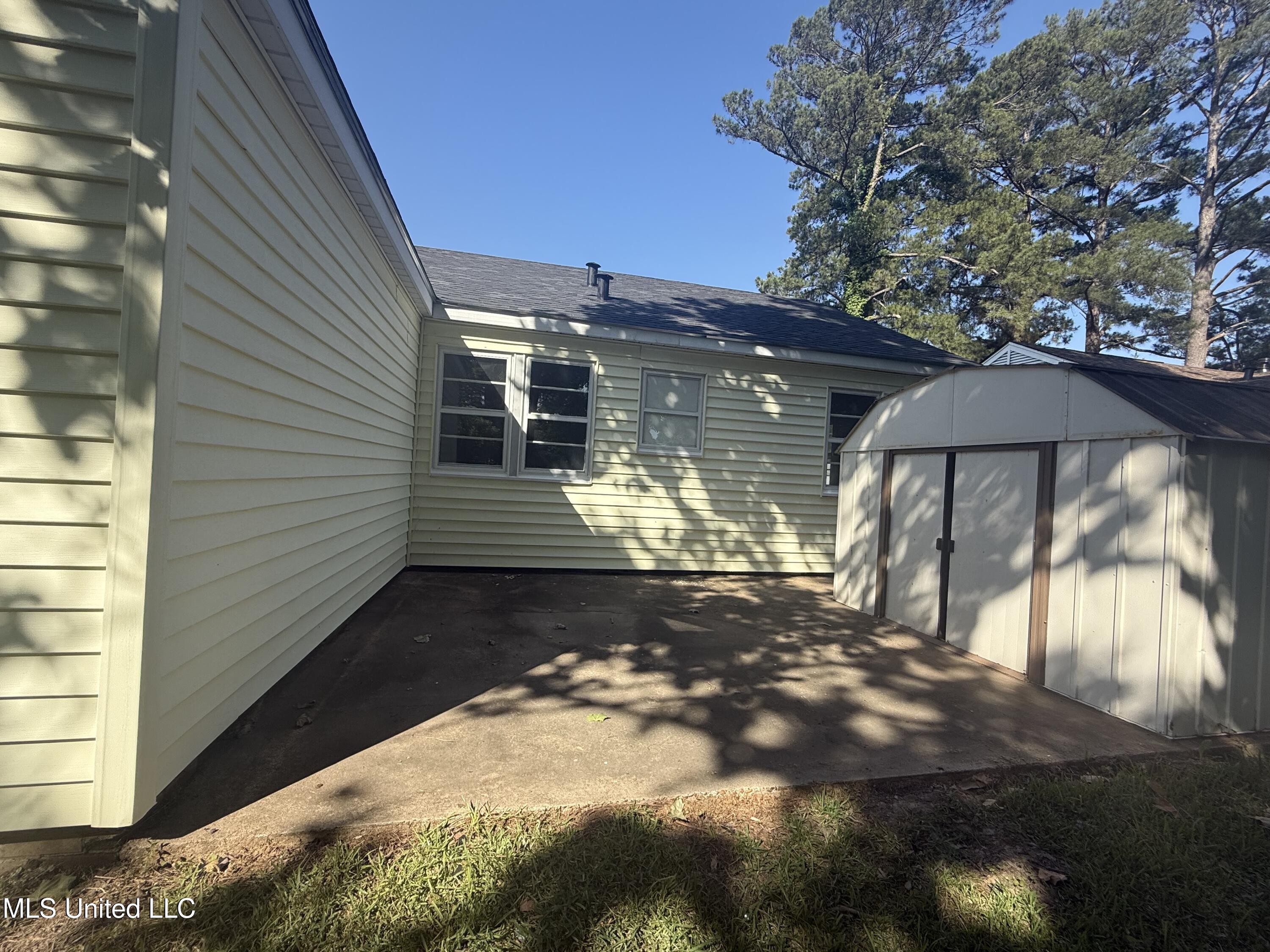 104 Brooklyn Drive, Natchez, Mississippi image 5